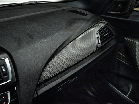Used 2017 BMW M2 RWD image 30