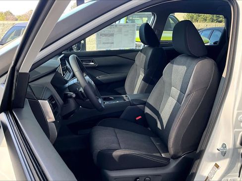 New 2026 Nissan Rogue SV image 15