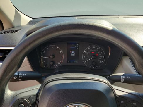Certified 2024 Toyota Corolla Cross L FWD image 15