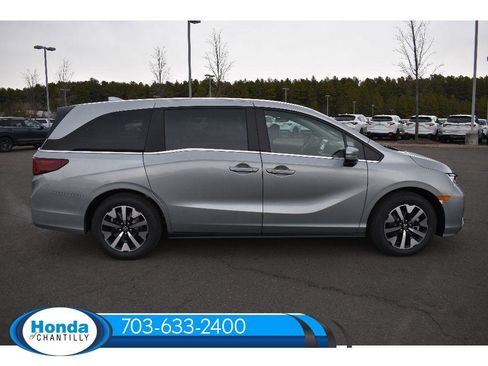 New 2026 Honda Odyssey EX-L image 8