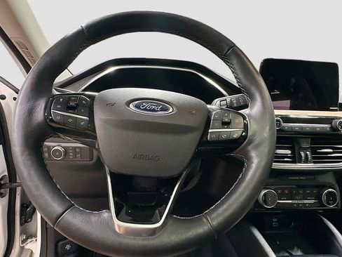 Used 2022 Ford Escape Titanium w/ Titanium Premium Package FWD image 13