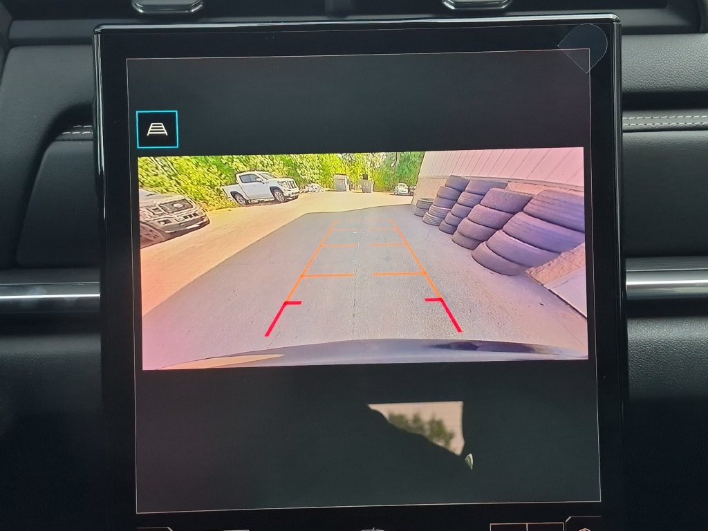 New 2027 GMC Terrain Elevation w/ Elevation Premium Package AWD/4WD image 27