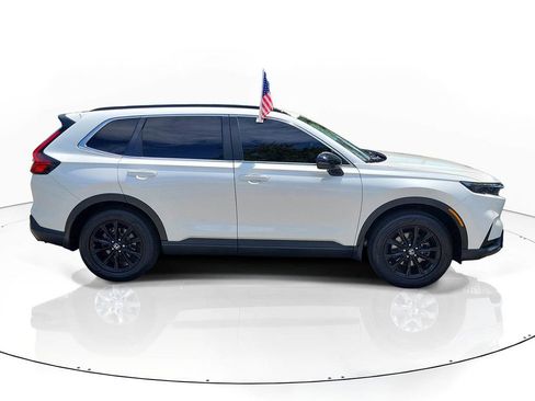 Used 2025 Honda CR-V Sport image 4