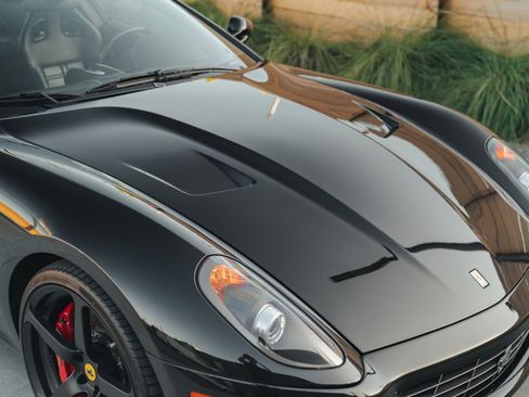 Used 2007 Ferrari 599 GTB Fiorano Coupe image 27