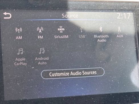 Used 2020 Nissan Kicks SR FWD image 14