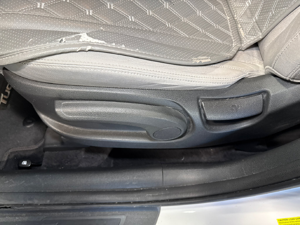 Used 2018 Hyundai Tucson SE AWD/4WD image 16