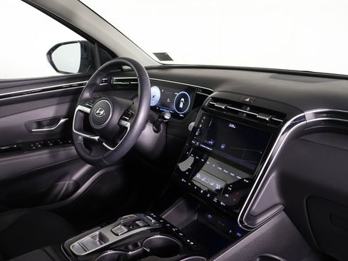 Certified 2023 Hyundai Tucson Limited image 32