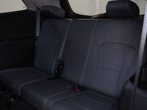 Used 2020 Buick Enclave Essence w/ Trailering Package, 5000 lbs. AWD/4WD image 16