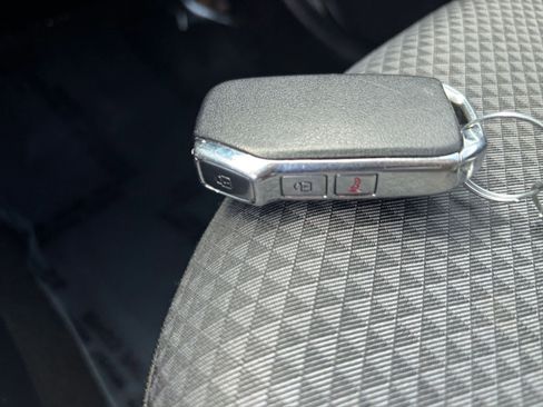 Used 2025 Kia Soul LX w/ LX Technology Package image 21