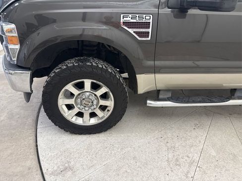 Used 2008 Ford F250 Lariat image 11