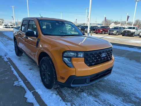 New 2026 Ford Maverick XLT w/ XLT Luxury Package image 2