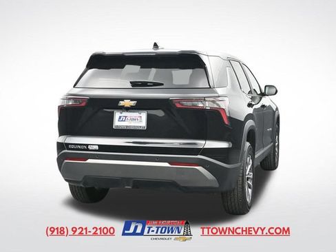 Used 2025 Chevrolet Equinox LT FWD image 9