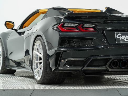 Used 2024 Chevrolet Corvette Z06 RWD image 65