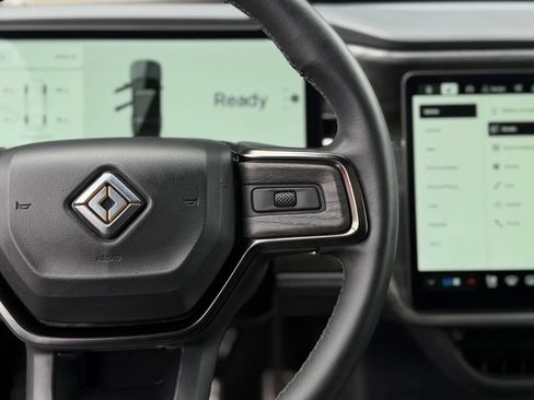 Used 2022 Rivian R1S Launch Edition Quad AWD/4WD image 4