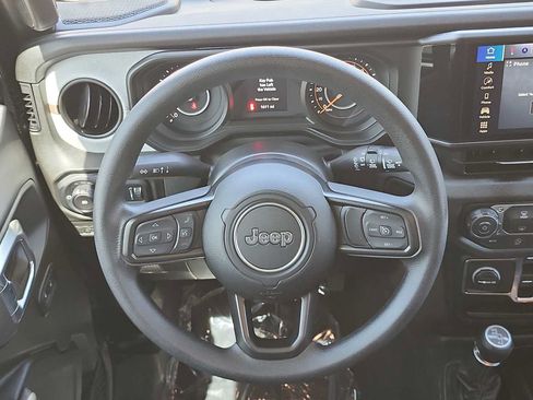 Used 2026 Jeep Wrangler Unlimited Sport AWD/4WD image 25