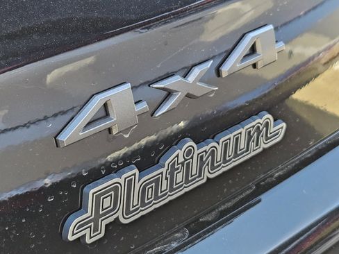 New 2026 Jeep Compass Latitude image 14