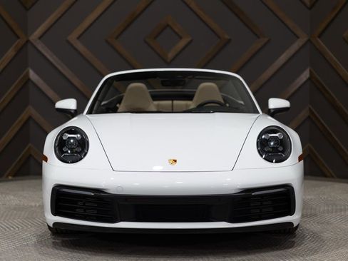 Used 2024 Porsche 911 Carrera image 20