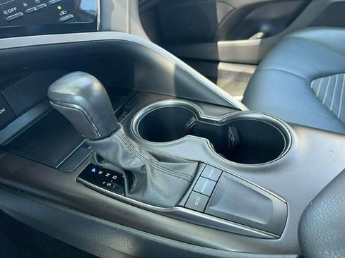 Used 2023 Toyota Camry SE image 14