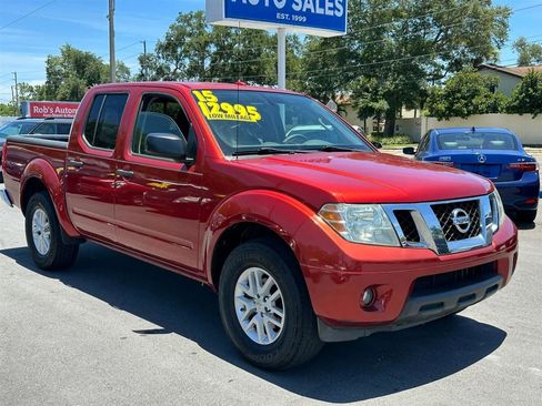 Used 2015 Nissan Frontier SV w/ SV Value Truck Package RWD image 11