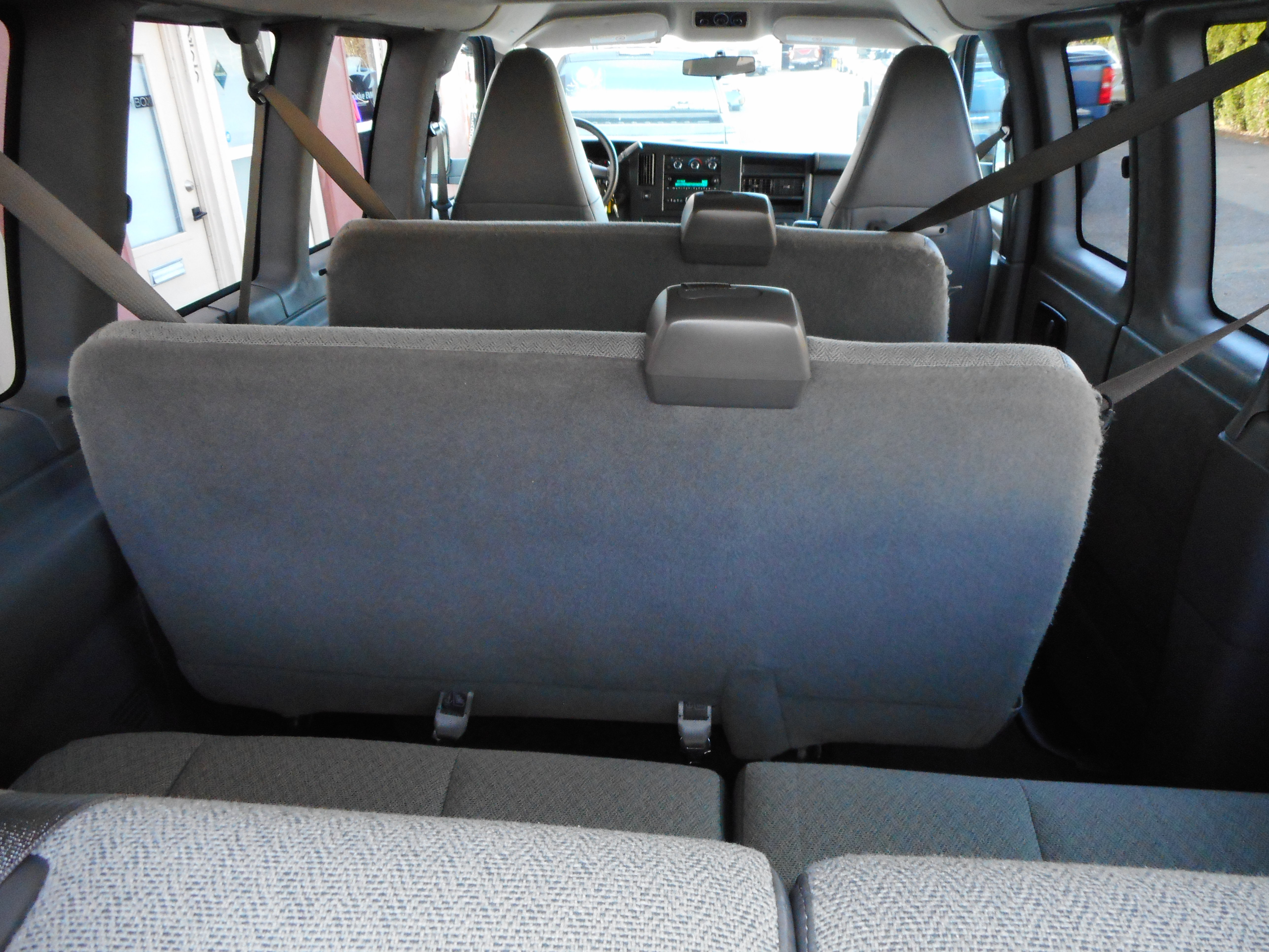 Used 2017 Chevrolet Express 3500 LT w/ LT Preferred Equipment Group RWD image 19