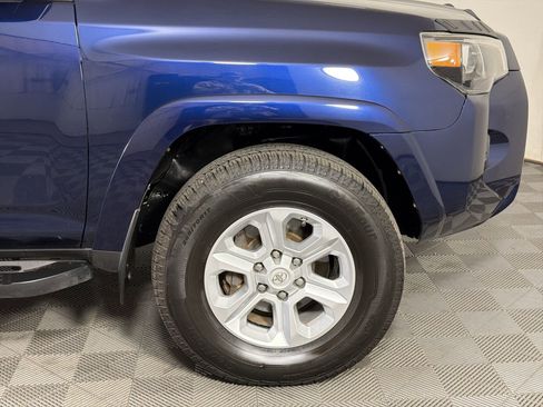 Used 2019 Toyota 4Runner SR5 Premium AWD/4WD image 12