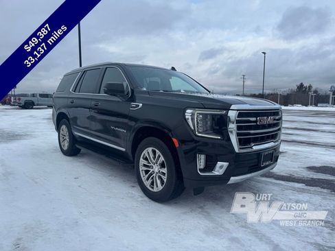 Used 2021 GMC Yukon SLT w/ SLT Luxury Plus Package image 9