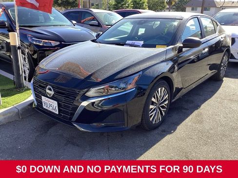 Used 2025 Nissan Altima 2.5 SV FWD image 1