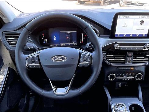 Used 2024 Ford Escape Active AWD/4WD image 5