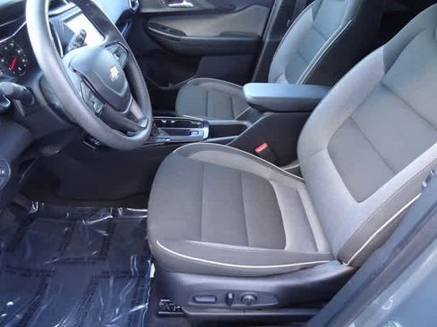 Used 2023 Chevrolet TrailBlazer LT image 6