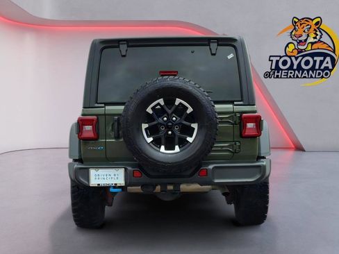 Used 2024 Jeep Wrangler Rubicon image 6