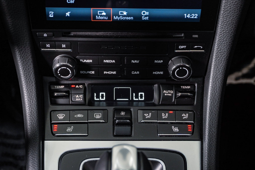 Used 2021 Porsche 718 Cayman RWD image 23
