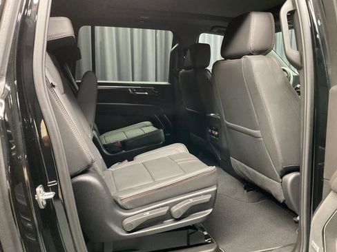 New 2026 Chevrolet Suburban RST w/ Comfort Package AWD/4WD image 11