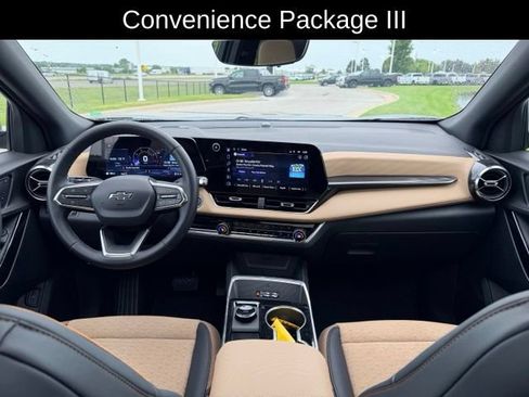 Used 2027 Chevrolet Equinox ACTIV w/ Safety and Technology Package AWD/4WD image 7