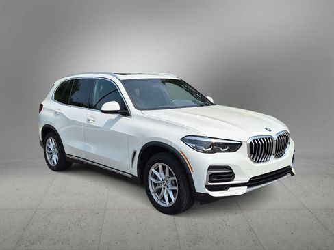 Used 2022 BMW X5 sDrive40i w/ Parking Assistance Package RWD image 2