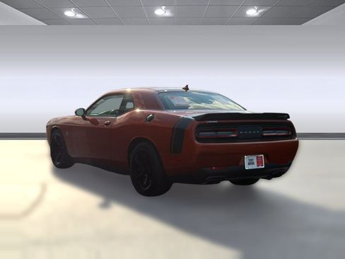 Used 2023 Dodge Challenger R/T Scat Pack RWD image 5