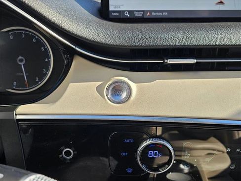 Used 2023 Genesis GV70 2.5T w/ Select Package image 25