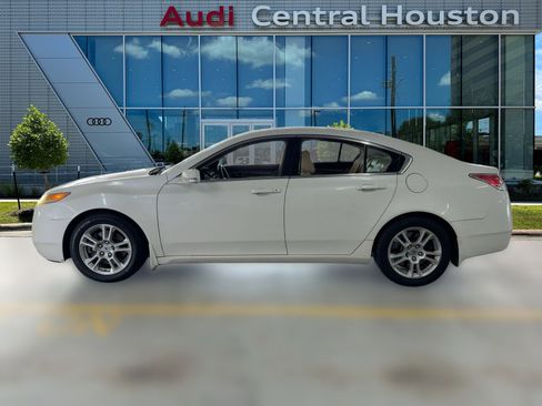 Used 2009 Acura TL 4dr Sdn 2WD image 2