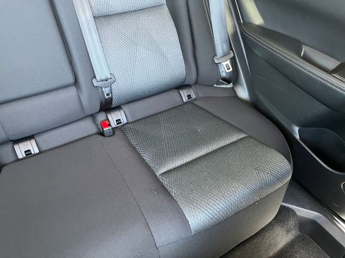 Used 2025 Nissan Rogue SV image 39