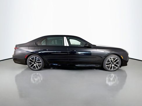 Used 2026 BMW i7 M70 AWD/4WD image 8