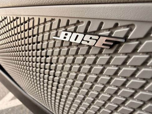 Used 2023 Hyundai Elantra Limited image 28