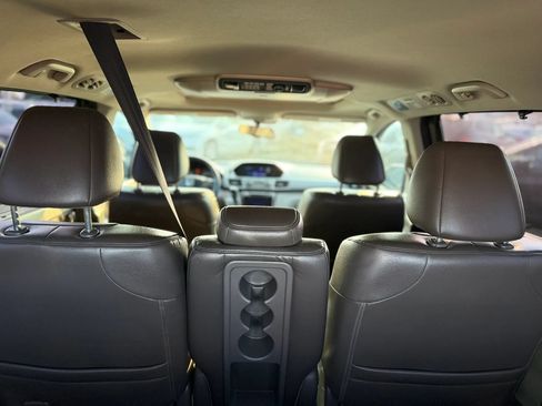 Used 2014 Honda Odyssey Touring Elite image 7