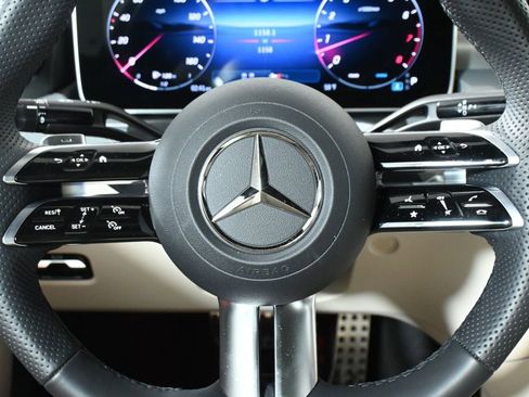 Certified 2026 Mercedes-Benz CLE 300 4MATIC Coupe image 19