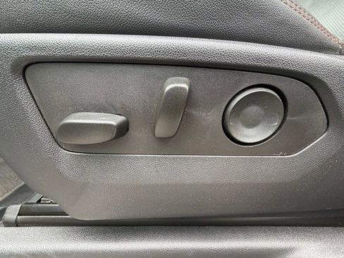 Used 2024 GMC Sierra 2500 AT4 w/ AT4 Premium Plus Package image 26