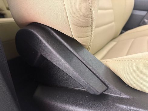Used 2023 Ford Edge SE AWD/4WD image 38