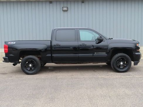 Used 2017 Chevrolet Silverado 1500 LT w/ All Star Edition AWD/4WD image 2