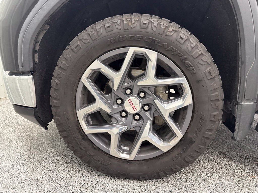Used 2022 GMC Sierra 1500 SLT RWD image 12