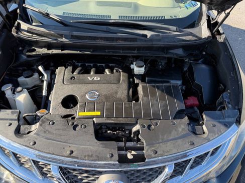 Used 2013 Nissan Murano S AWD/4WD image 29