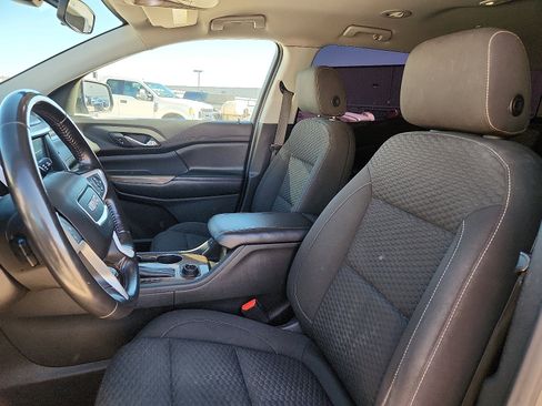 Used 2019 GMC Acadia SLE image 12