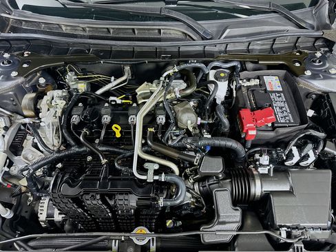 Used 2023 Nissan Altima 2.5 SV FWD image 31