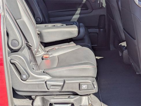 Used 2025 Honda Odyssey Sport-L image 30